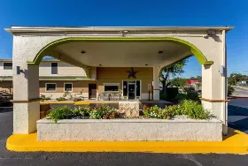 Photograph of Rodeway Inn, San Antonio
