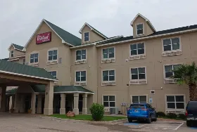 Photograph of Red Roof Inn & Suites, Midland