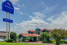 Photograph of Baymont by Wyndham, Austin