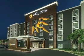 Photograph of La Quinta Inn & Suites by Wyndham San Antonio Downtown, San Antonio