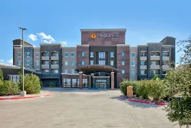 Photograph of La Quinta Inn & Suites, Lubbock