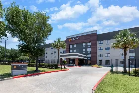 Photograph of La Quinta Inn & Suites, Houston