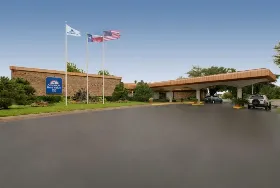 Photograph of Americas Best Value Inn, Hurst