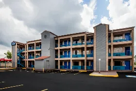 Photograph of Travelodge, Houston
