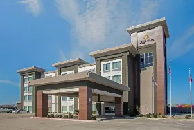 Photograph of La Quinta Inn & Suites, Victoria