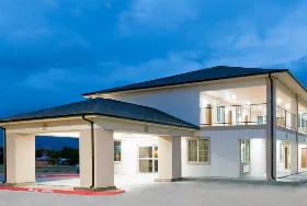 Photograph of Super 8, Colorado City