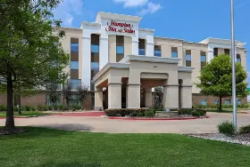 Photograph of Hampton Inn, Desoto