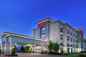Photograph of Hampton Inn, League City