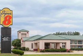 Photograph of Super 8, Jasper