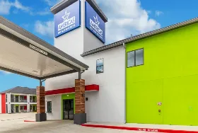 Photograph of Americas Best Value Inn, Kingwood