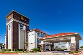 Photograph of La Quinta Inn & Suites, Garland