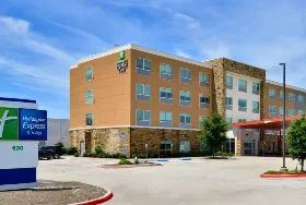 Photograph of Holiday Inn Express, Wylie