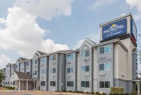 Photograph of Microtel Inn & Suites, Fort Worth