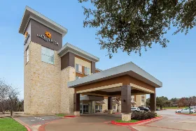 Photograph of La Quinta Inn & Suites, Cedar Park