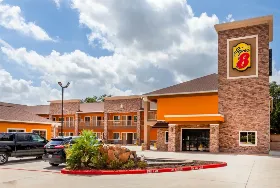 Photograph of Super 8, Houston