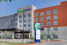 Photograph of Holiday Inn Express, Dallas
