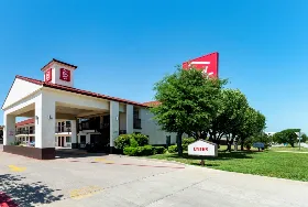 Photograph of Red Roof Inn, Mesquite