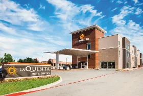 Photograph of La Quinta Inn & Suites, Garland