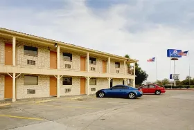 Photograph of Americas Best Value Inn, Edna
