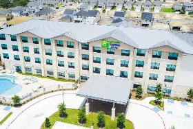 Photograph of Holiday Inn Express, Dripping Springs