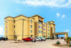 Photograph of La Quinta Inn & Suites, Colorado City