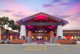 Photograph of Days Inn, Uvalde