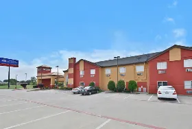 Photograph of Americas Best Value Inn, Haltom City