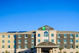 Photograph of Holiday Inn Express, Austin