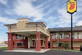 Photograph of Super 8, Karnes City