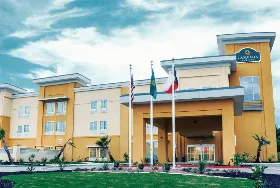 Photograph of La Quinta Inn & Suites, Cotulla