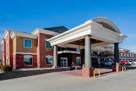 Photograph of La Quinta Inn & Suites, Dalhart