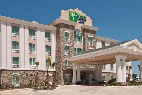 Photograph of Holiday Inn Express, Pearsall