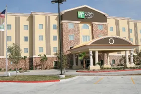 Photograph of Holiday Inn Express, George West