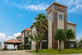 Photograph of La Quinta Inn & Suites, Alvin