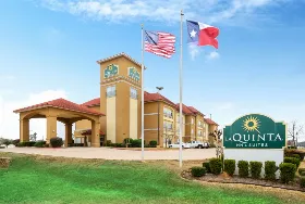 Photograph of La Quinta Inn & Suites, Longview