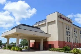 Photograph of Hampton Inn, Houston