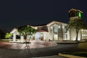 Photograph of La Quinta Inn, San Antonio
