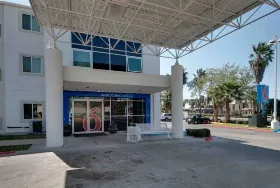 Photograph of Motel 6, Brownsville
