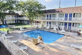 Photograph of Motel 6, Lubbock