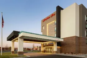 Photograph of Hampton Inn, West Valley City