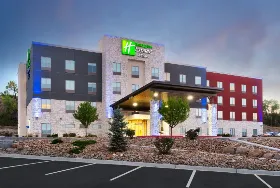 Photograph of Holiday Inn Express, Price