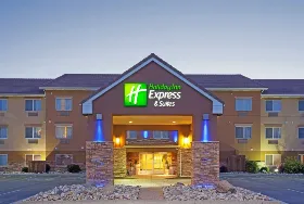 Photograph of Holiday Inn Express, Sandy