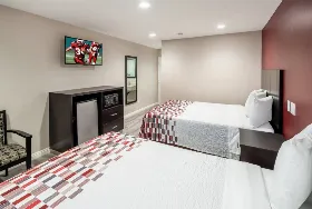 Photograph of Red Roof Inn, Saint George