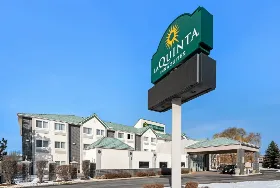 Photograph of La Quinta Inn & Suites by Wyndham Logan, Logan
