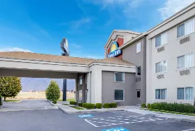 Photograph of Days Inn, Springville