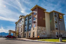 Photograph of My Place Hotel, West Jordan
