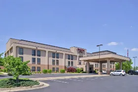 Photograph of Hampton Inn, Staunton