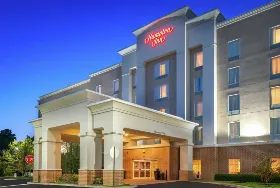Photograph of Hampton Inn, Sandston