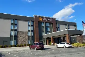 Photograph of La Quinta Inn & Suites, Wytheville