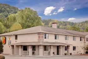 Photograph of Super 8, Lebanon